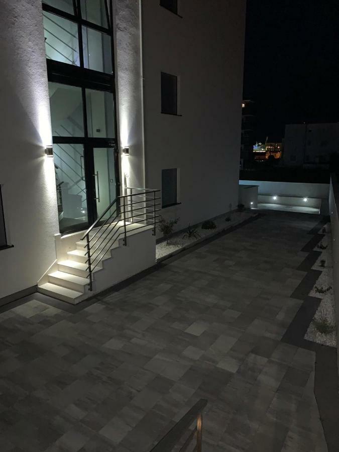 Marina Apartment *